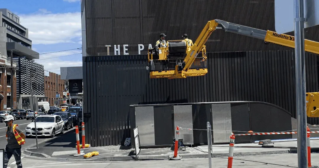 Installation of Artwall